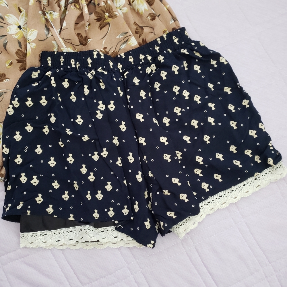 Elegant Lace Skort with Fish Pattern